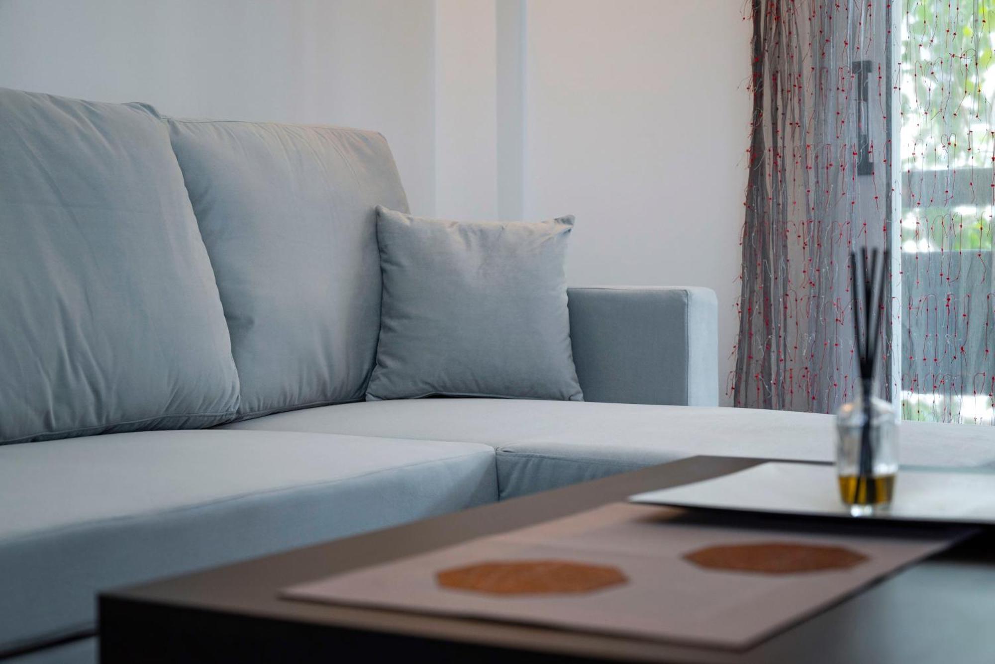 Local Urban Living 2Bd Apartment In Aten Exteriör bild